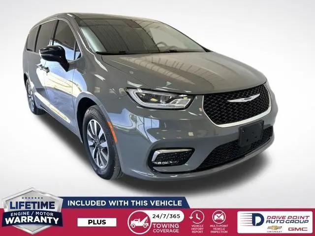 2024 Chrysler Pacifica Hybrid Select for sale near Millersburg, OH