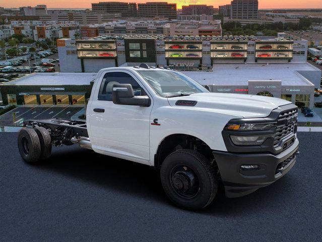 2026 RAM Ram 3500 Chassis Cab RAM 3500 TRADESMAN CHASSIS REGULAR CAB 4X4 84 CA