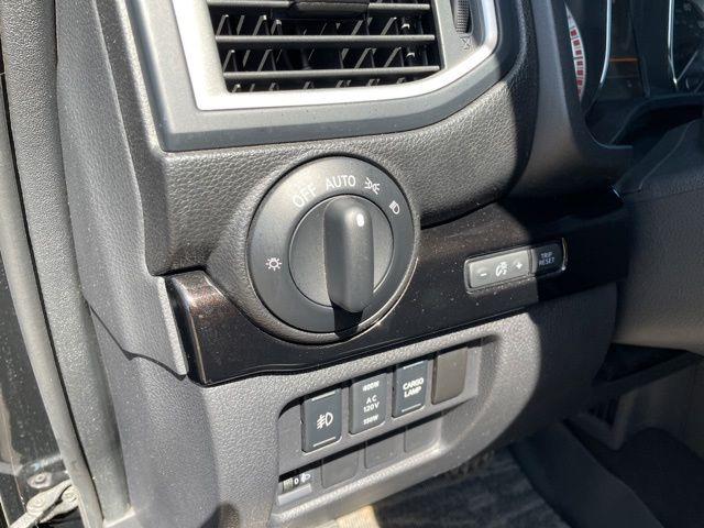 2019 Nissan Titan SL