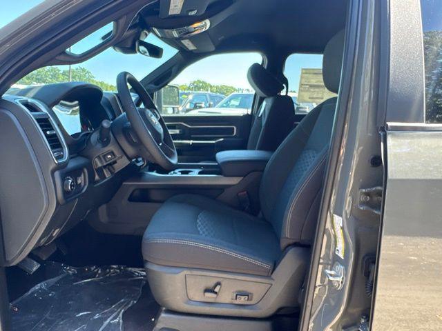 2026 Ram 2500 Big Horn Crew Cab 4x4 64 Box