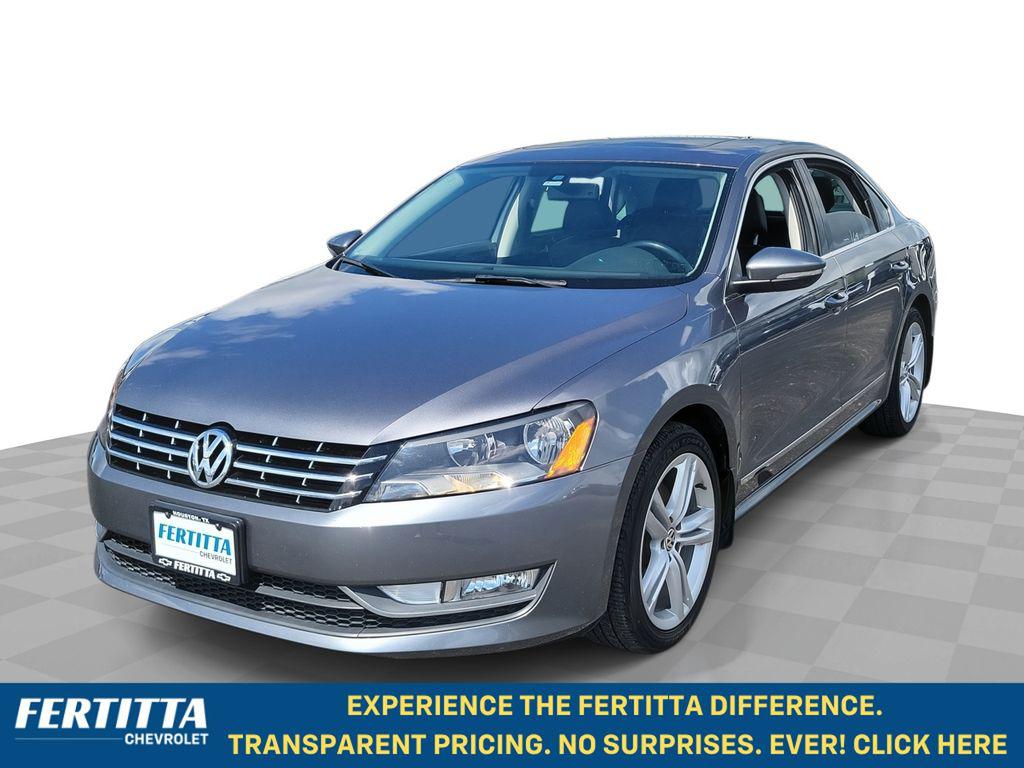 2012 Volkswagen Passat SEL