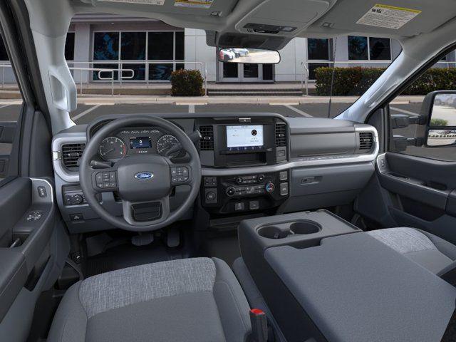 2026 Ford F-350 XLT