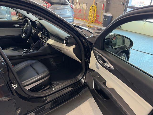 2018 Alfa Romeo Giulia Ti AWD