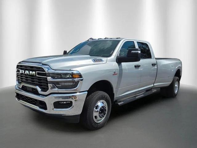 2026 RAM Ram 3500 RAM 3500 TRADESMAN CREW CAB 4X4 8 BOX