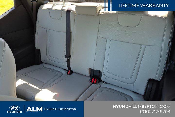 New 2026 Gray Hyundai SEL FWD image 16