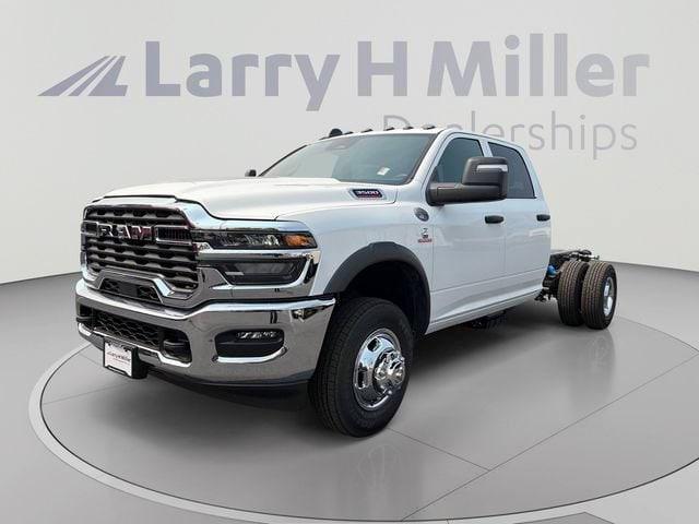 2026 RAM 3500 Chassis RAM 3500 TRADESMAN CREW CAB CHASSIS 4X4 60 CA