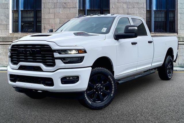 2026 RAM 2500 RAM 2500 BLACK EXPRESS CREW CAB 4X4 8 BOX