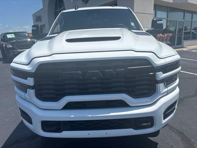 2026 RAM 2500 RAM 2500 BLACK EXPRESS CREW CAB 4X4 64 BOX 2026 RAM 2500 RAM 2500 BLACK EXPRESS CREW CAB 4X4 64 BOX