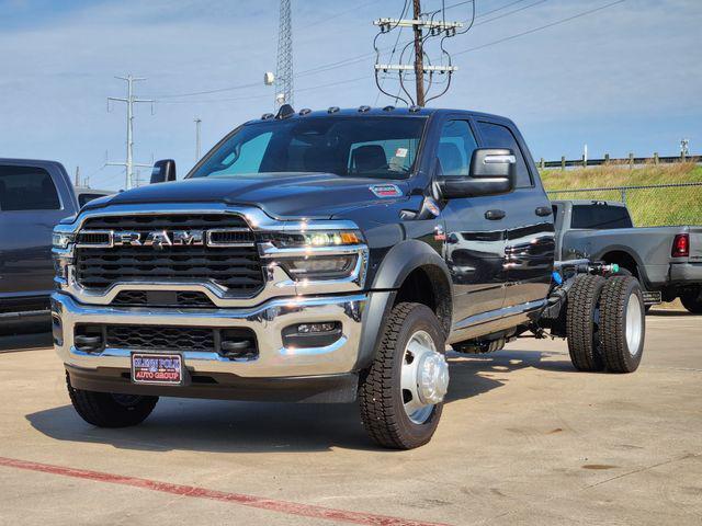 2026 RAM 5500 Chassis RAM 5500 TRADESMAN CHASSIS CREW CAB 4X4 60 CA