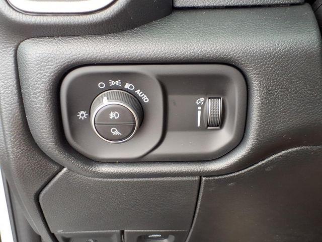 2026 Ram 3500 Tradesman Crew Cab 4x2 8 Box
