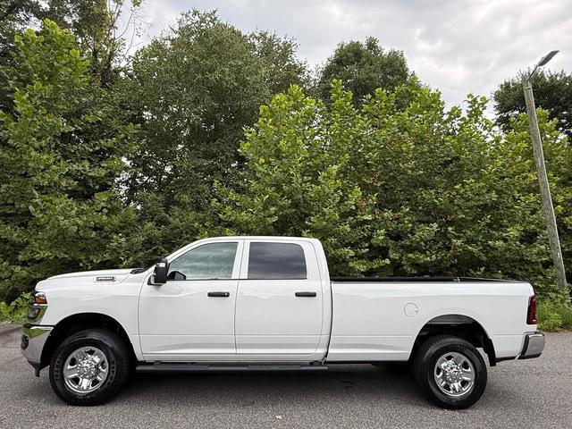 2026 RAM 2500 RAM 2500 TRADESMAN CREW CAB 4X4 8 BOX