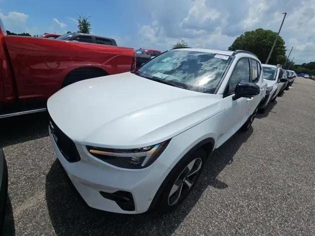 2026 Volvo XC40 Plus, B5 AWD Gas (mild hybrid), Dark for sale in Huntsville, AL