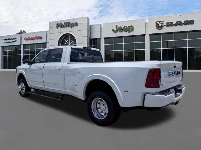 2026 Ram 3500 Limited Crew Cab 4x4 8 Box
