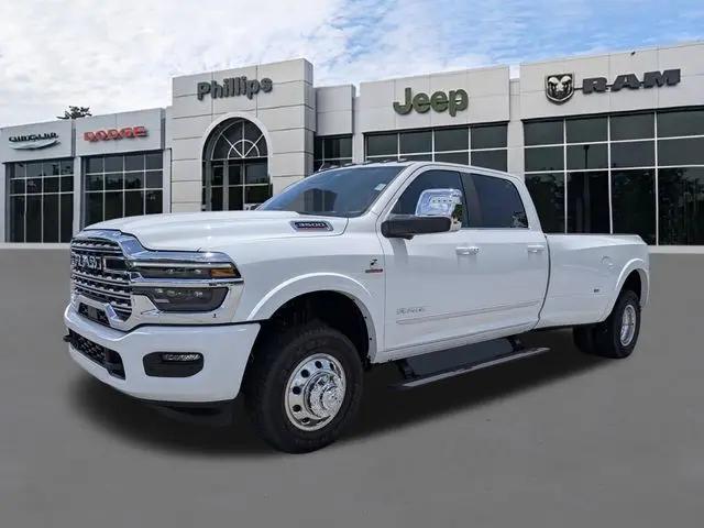 2026 Ram 3500 Limited Crew Cab 4x4 8 Box