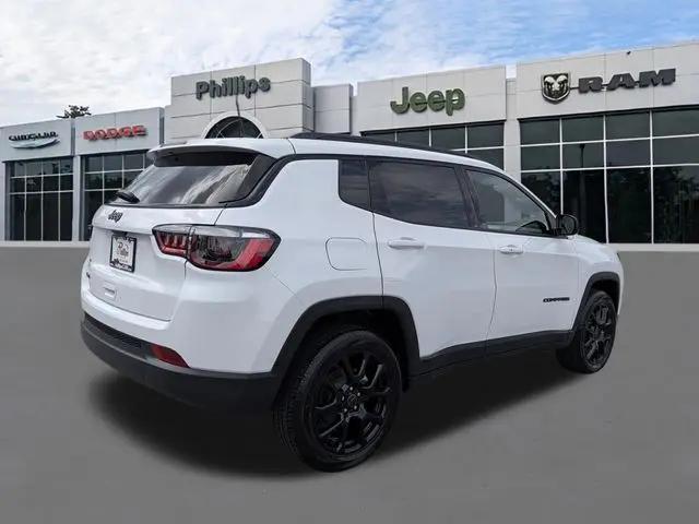 2026 Jeep Compass Latitude Altitude