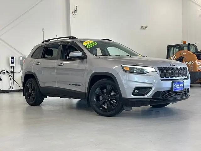2021 Jeep Cherokee Altitude FWD for sale in Kenosha, WI