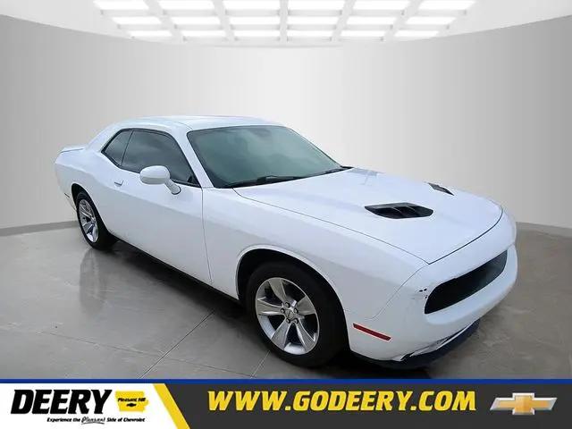 2018 Dodge Challenger SXT for sale in Pleasent Hill, IA