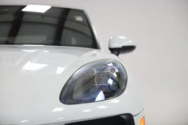 2021 Porsche Macan Macan