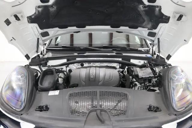 2021 Porsche Macan Macan