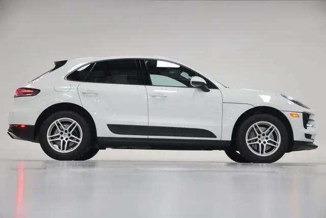 2021 Porsche Macan Macan