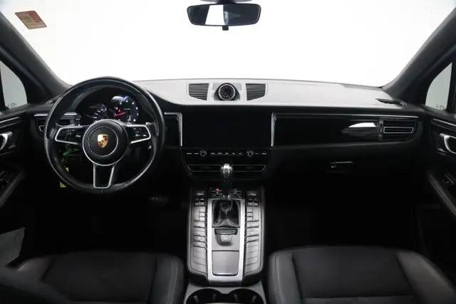 2021 Porsche Macan Macan