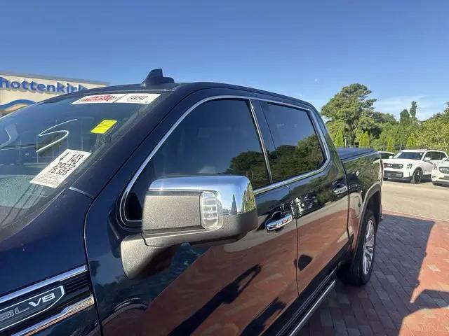 2022 GMC Sierra 1500 4WD Crew Cab Short Box Denali