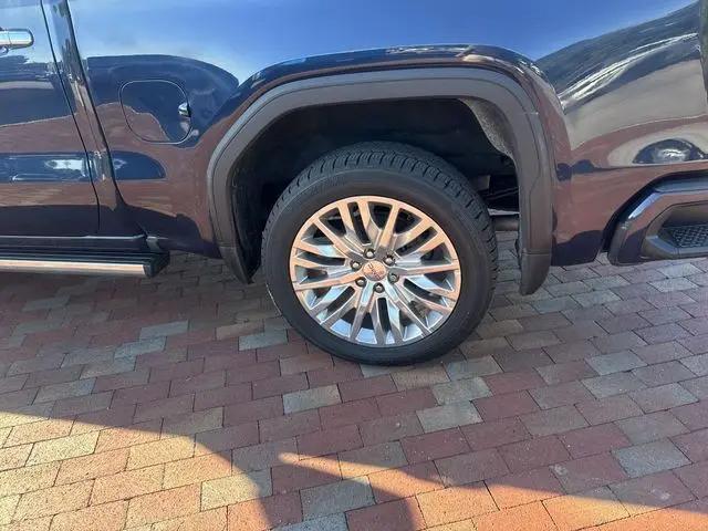 2022 GMC Sierra 1500 4WD Crew Cab Short Box Denali