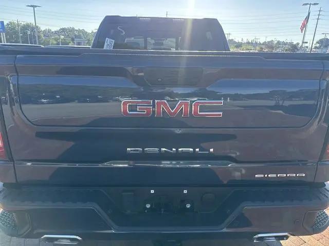 2022 GMC Sierra 1500 4WD Crew Cab Short Box Denali