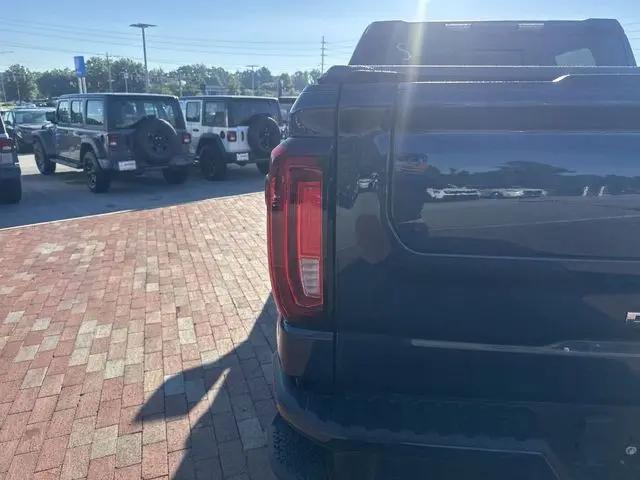 2022 GMC Sierra 1500 4WD Crew Cab Short Box Denali
