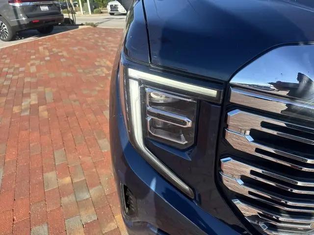 2022 GMC Sierra 1500 4WD Crew Cab Short Box Denali