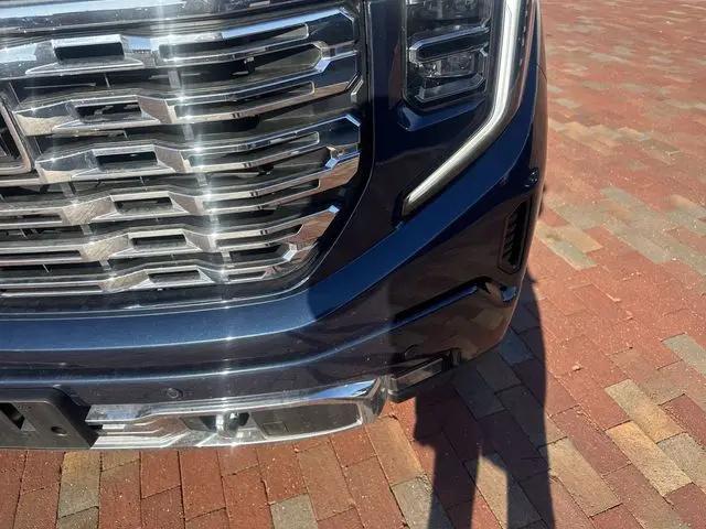 2022 GMC Sierra 1500 4WD Crew Cab Short Box Denali