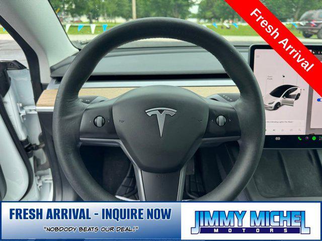 2021 Tesla Model 3 Standard Range Plus Rear-Wheel Drive