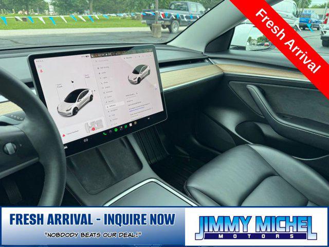 2021 Tesla Model 3 Standard Range Plus Rear-Wheel Drive