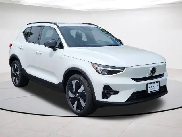 2026 Volvo EX40 Plus, Single Motor Extended Range, Fully electric for sale in Dulles, VA