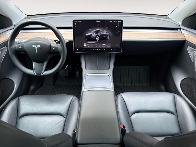 2024 Tesla Model Y Base