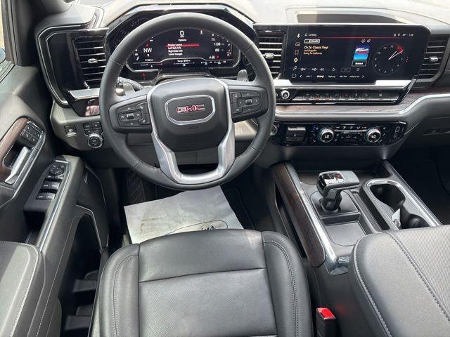 2025 GMC Sierra 1500 4WD Crew Cab Short Box SLT