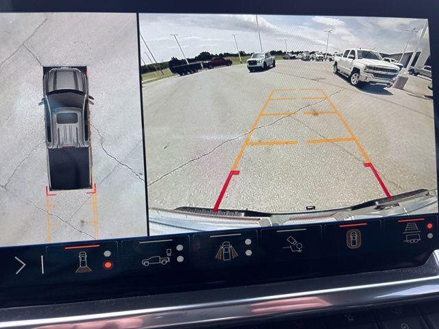 2025 GMC Sierra 1500 4WD Crew Cab Short Box SLT