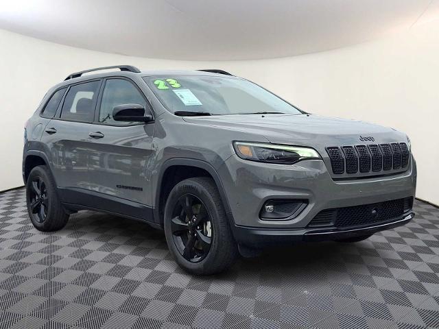2023 Jeep Cherokee Altitude Lux 4x4 for sale in Somerset, PA