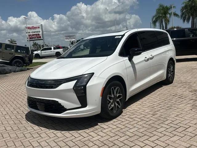 2027 Chrysler Pacifica Limited