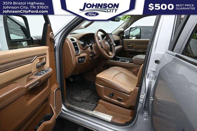 2023 Ram 3500 Limited Longhorn Crew Cab 4x4 8' Box