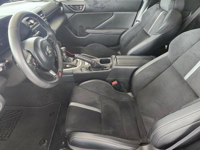2025 Toyota GR86 Premium