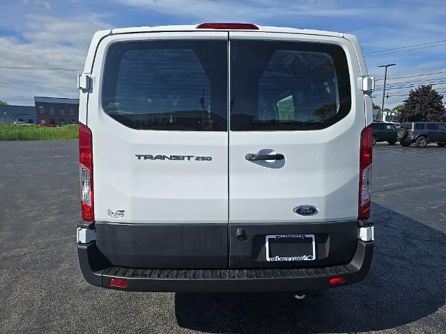 2025 Ford Transit Cargo Van Base