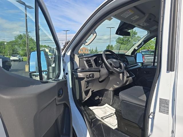 2025 Ford Transit Cargo Van Base