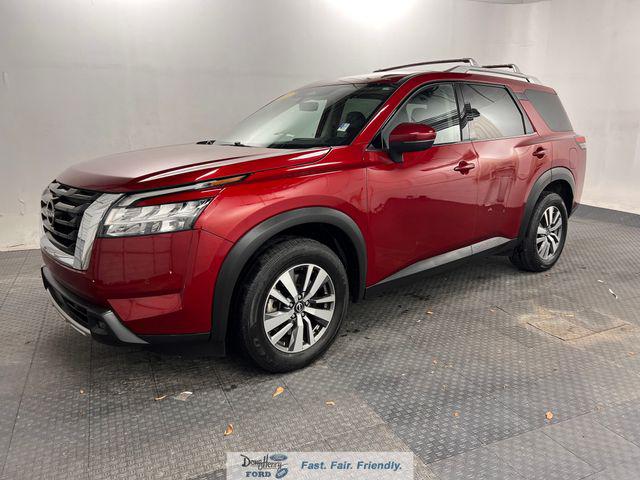 2023 Nissan Pathfinder SL 4WD