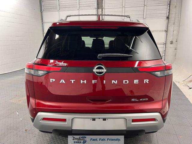 2023 Nissan Pathfinder SL 4WD