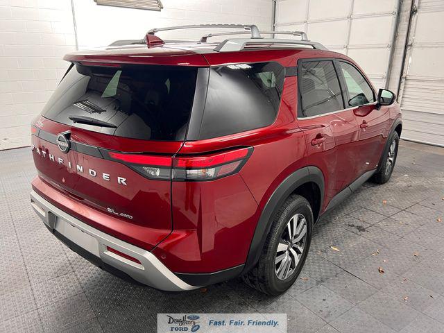 2023 Nissan Pathfinder SL 4WD
