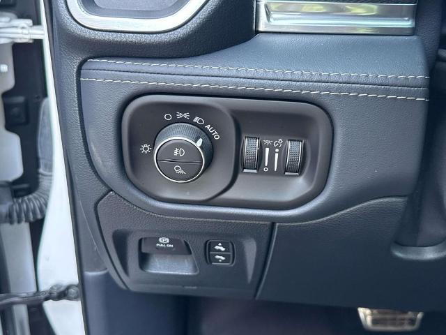 2022 Ram 1500 Limited Crew Cab 4x4 5'7" Box