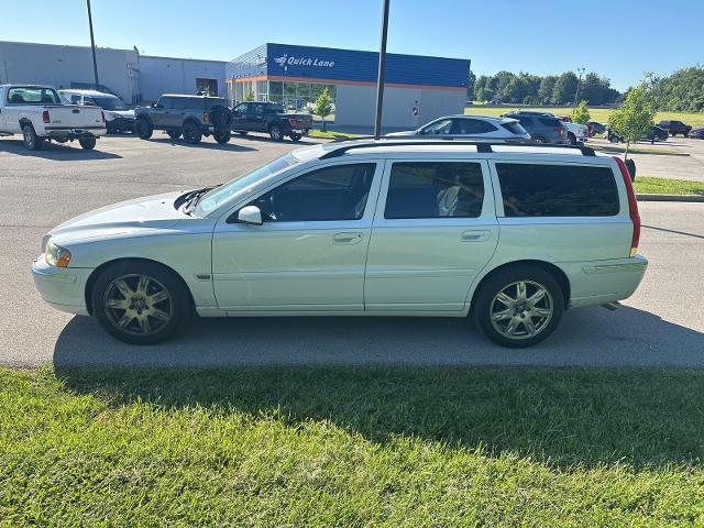 2005 Volvo V70 2.5T