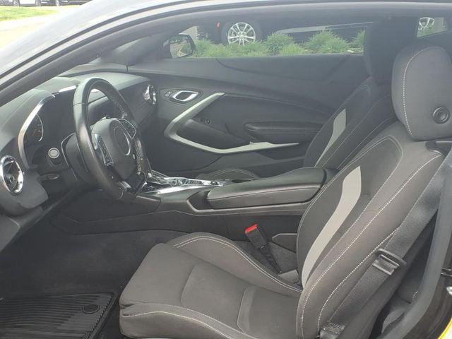 2023 Chevrolet Camaro RWD Coupe 1LS