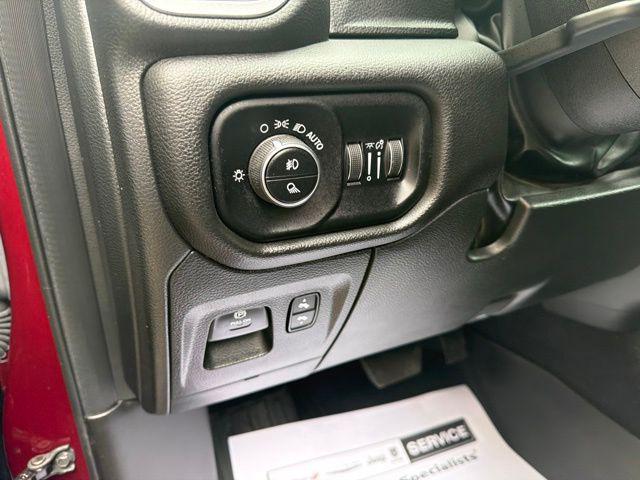 2025 Ram 1500 Big Horn Crew Cab 4x4 57 Box